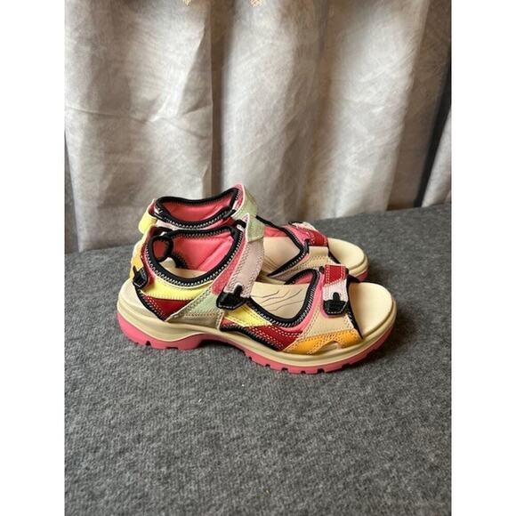Ecco Offroad Sandals Hiking Multicolor Bubblegum Women Sz US 8 - Picture 3 of 8